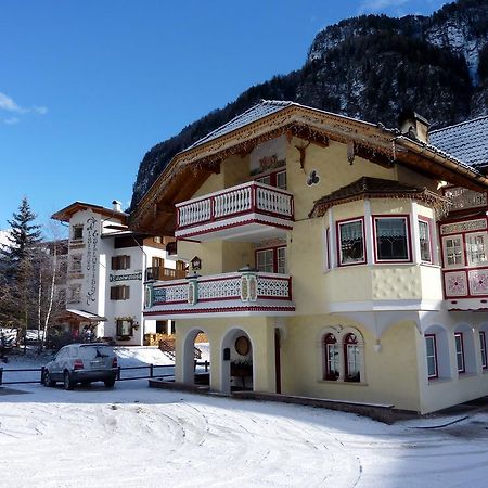 Appartamenti Majon Sotroi Campitello di Fassa Eksteriør bilde