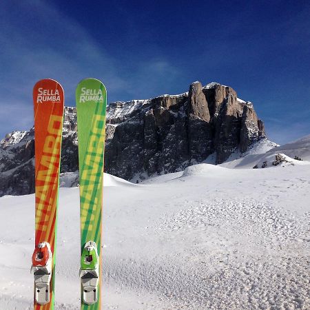Appartamenti Majon Sotroi Campitello di Fassa Eksteriør bilde