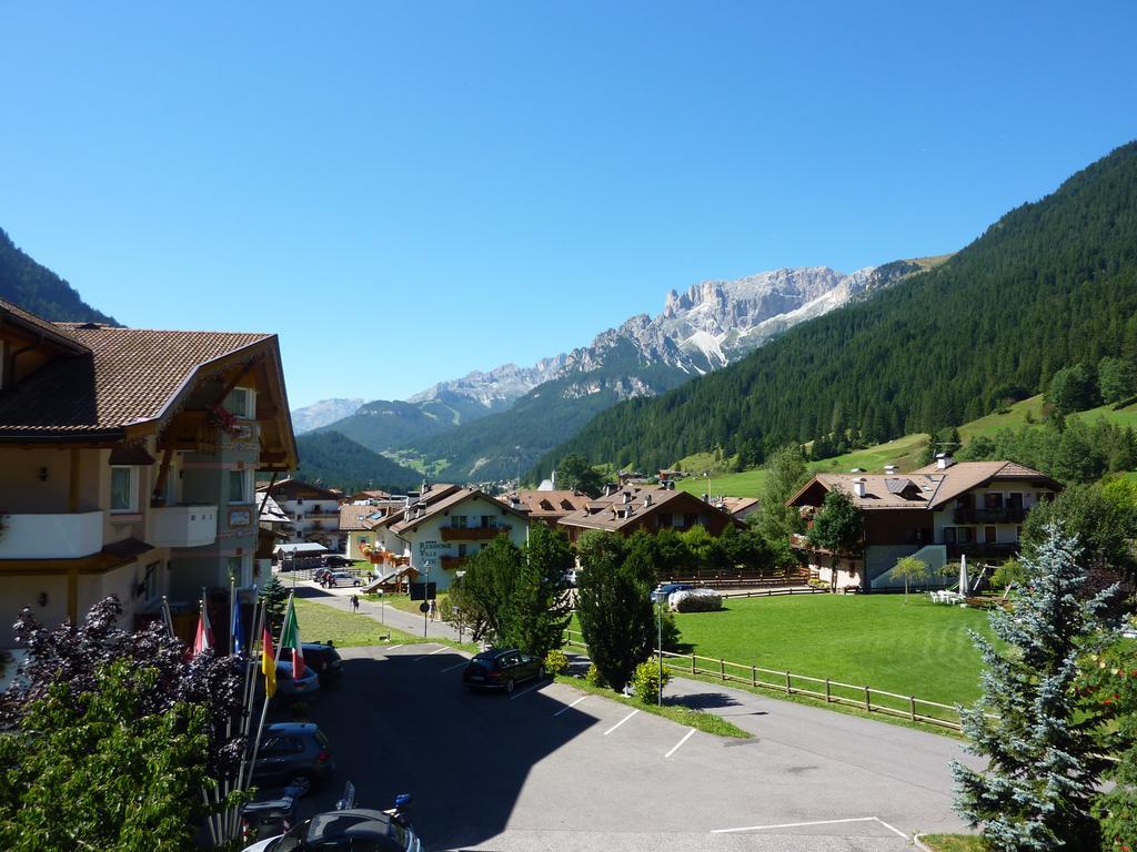 Appartamenti Majon Sotroi Campitello di Fassa Eksteriør bilde