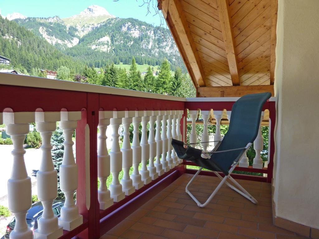 Appartamenti Majon Sotroi Campitello di Fassa Rom bilde
