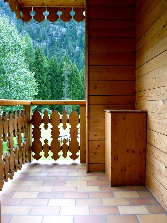 Appartamenti Majon Sotroi Campitello di Fassa Eksteriør bilde