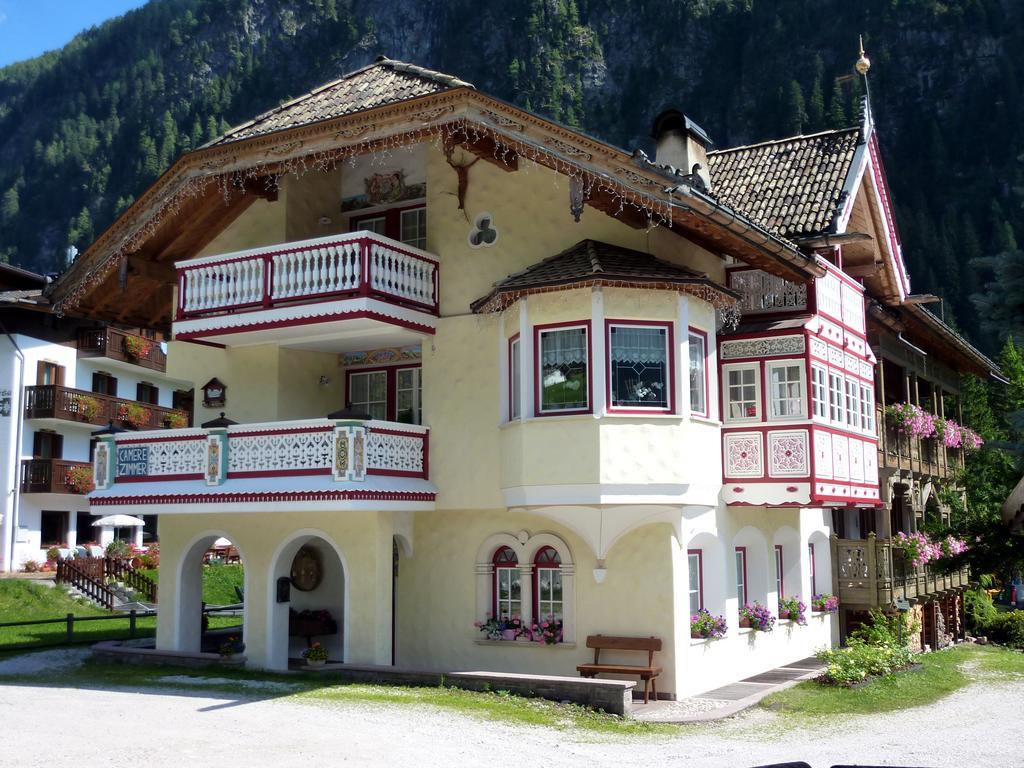Appartamenti Majon Sotroi Campitello di Fassa Eksteriør bilde